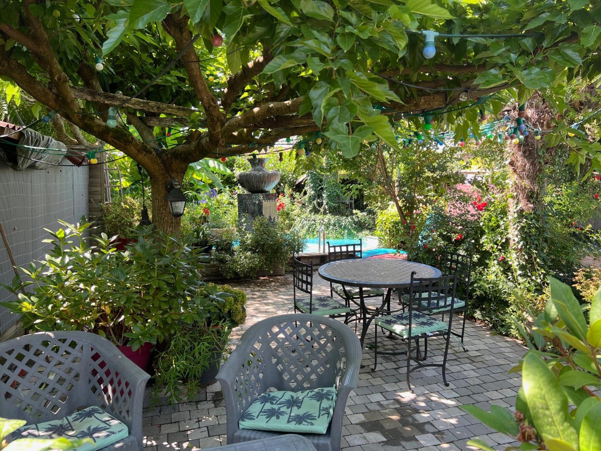Bed and Breakfast La Parenthèse Nievroz Esterno foto